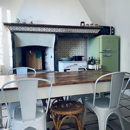 Constantine A 2 Pas Du Port De Boyardville Holiday home